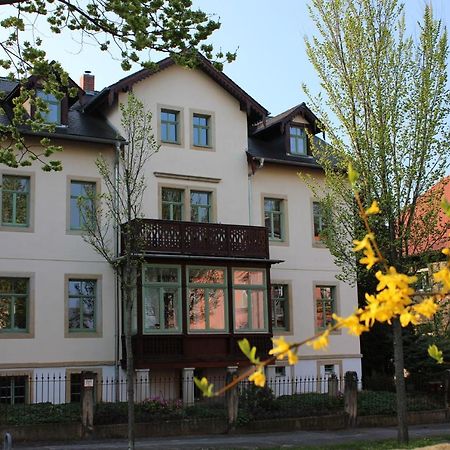 Traumhafte Etagenwohnung In Gunderzeitvilla Dresden Bagian luar foto